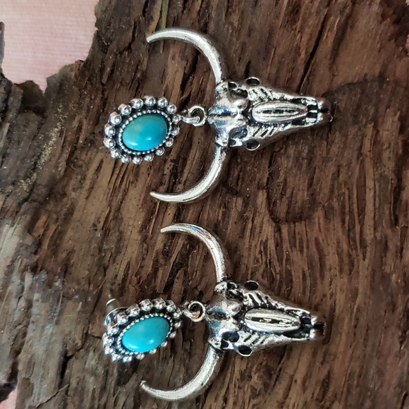 (B) Gypsy Turquoise Bull Earrings Boho Earrings Cowgirl Western Vaqueras - Picture 3 of 9